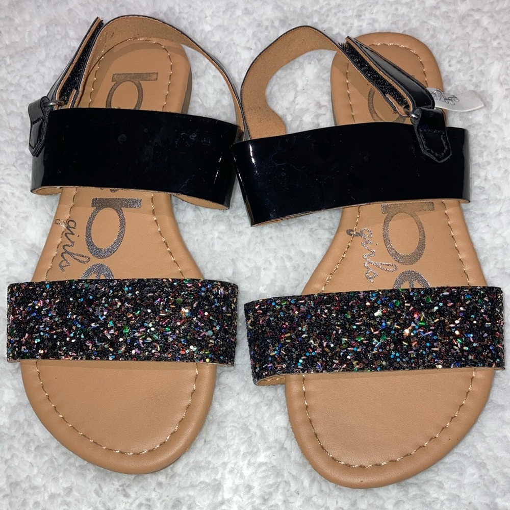 Girls sandals